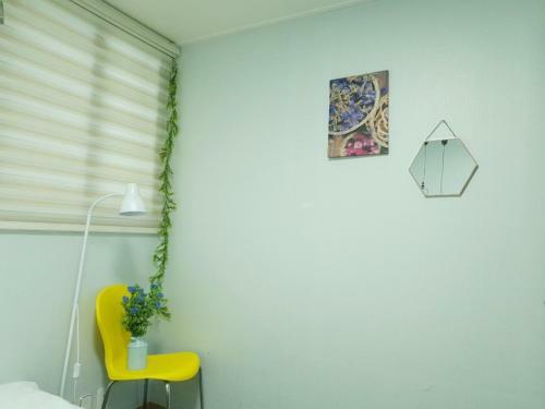 Hostal Mw House