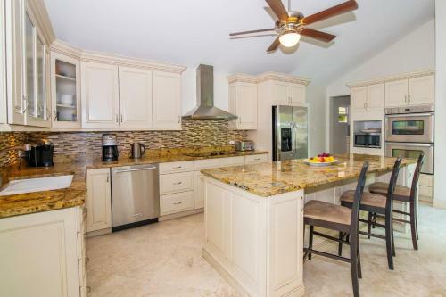 Villa Mora By Grand Cayman Villas