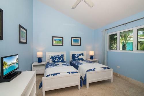 Villa Mora By Grand Cayman Villas