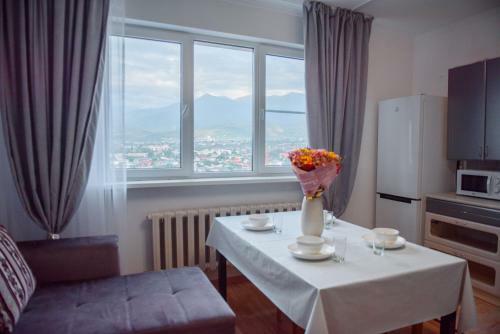 Almaty Smart Apartment - Wonderful Mountain View