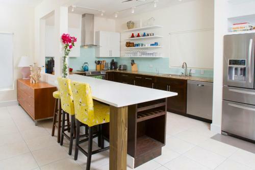 Babylon Reef By Grand Cayman Villas