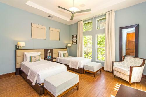 Mango Cottage By Grand Cayman Villas