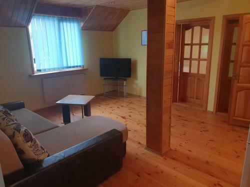 Cozy Home Two Bedroom Apartments