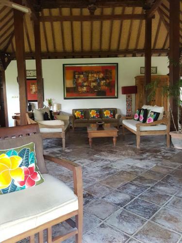 Hostal Rumah Sungai Villa