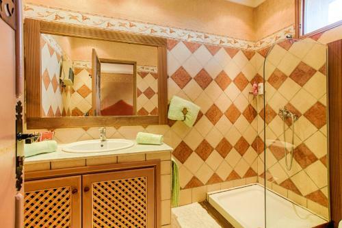 Villa Les Oliviers - A Setting Of Tranquility