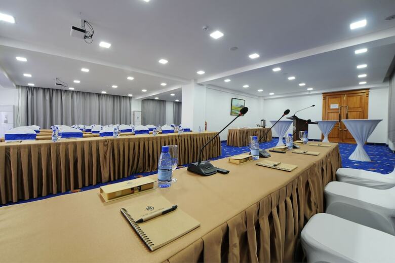 Ub Grand Hotel