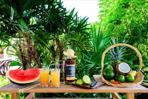 Villa Avec Piscine Priv�e Sur La Route Des Plages
