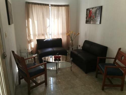 Comfortable House With Excellent Location. Come To Gomez