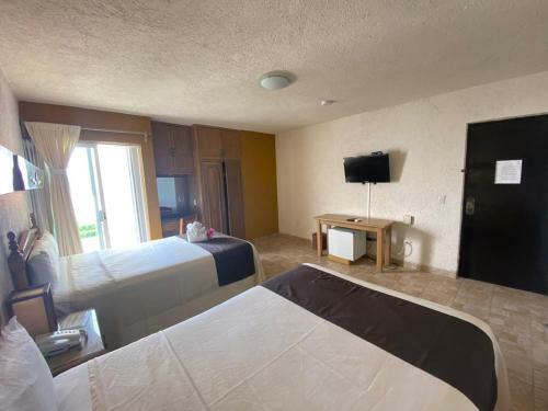 Playa Maya By Mij - Beachfront Hotel