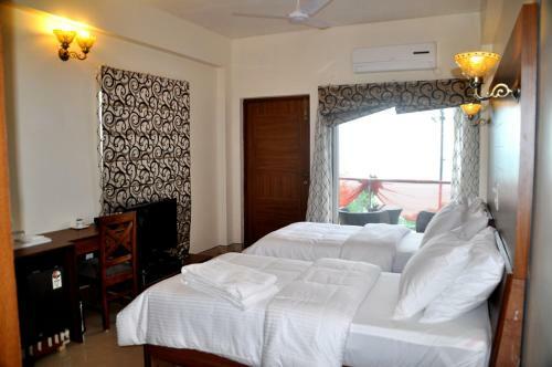 Hotel The Bhopal Grande