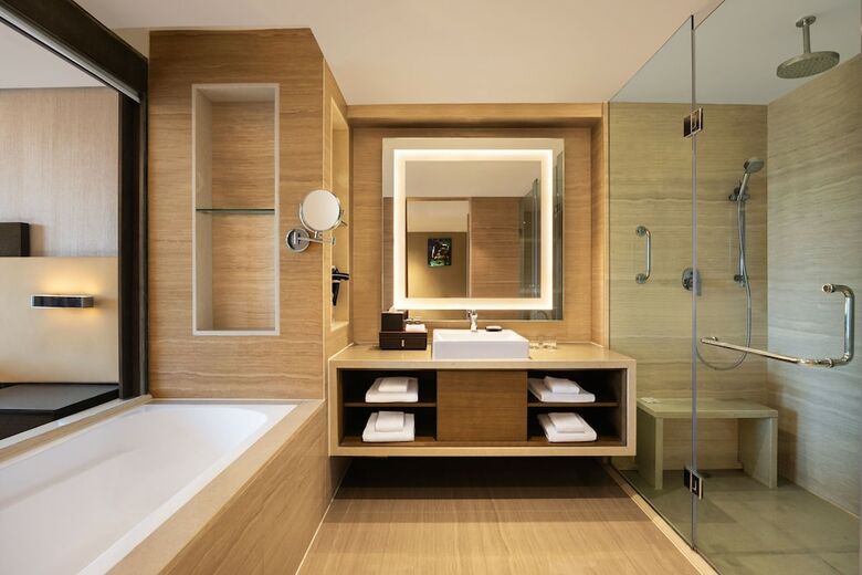 Hotel Courtyard By Marriott Bhopal