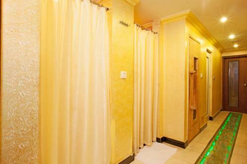 Hotel Country Inn & Suites By Carlson Haridwar