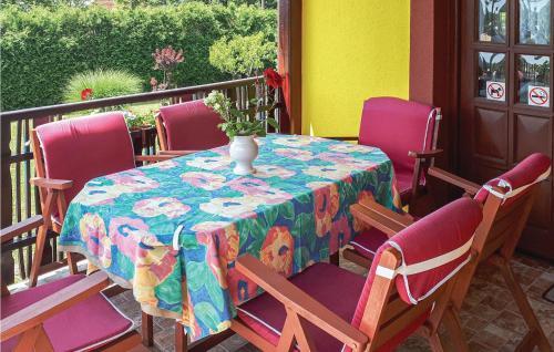 Holiday Home Helikon Utca-vonyarcvashegy
