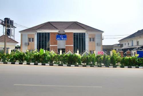 Hostal Room In Lodge - Lois Hotel Abuja