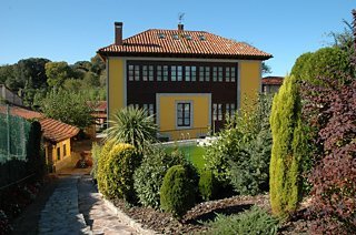 Apartamentos La Casona De Vidiago(.)