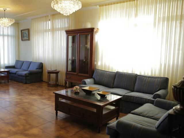 Hotel Bueumar
