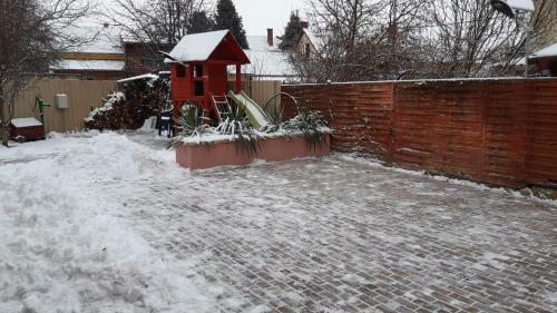�lom Apartman