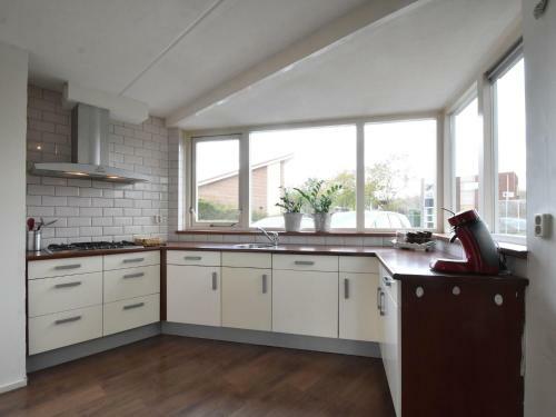 Peaceful Holiday Home In Zeewolde With Swimming Pool
