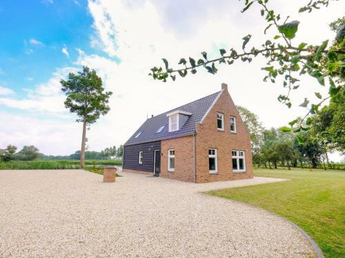 Luxurious Villa In Zwartewaal With Private Garden