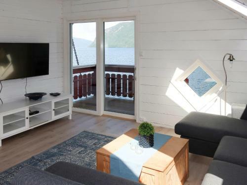 Holiday Home Smia - Fjs602