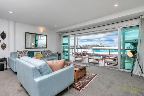 Qv Spacious Waterfront 2 Bedroom Apartment - 791