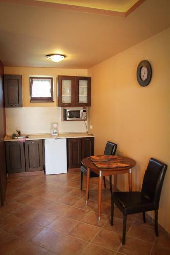 Bajor Panzi� Aparthotel B�k-b�kf�rd?, Adults Only 12plus