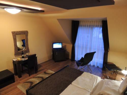 Bajor Panzi� Aparthotel B�k-b�kf�rd?, Adults Only 12plus