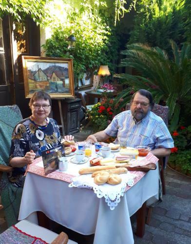 Bed & Breakfast F�nagy �s Walter Vend�g- �s Borh�z