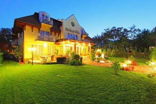 Hostal Balazs Villa