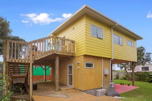 Bach 22 - Waihi Beach Holiday Home