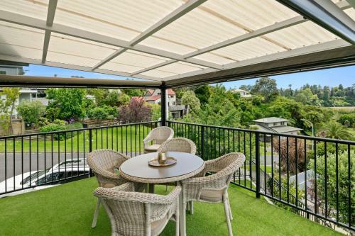 The Castle - Tauranga Holiday Home