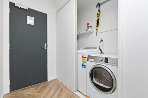 Paramount Apartment - Mount Maunganui Holiday Apartment