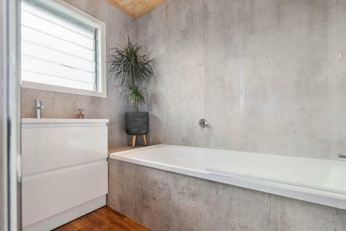 Yours On York - Rotorua Holiday Home