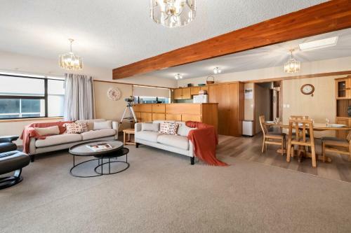 The Waves - Mt Maunganui Holiday Apartment