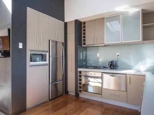 Central Style - Queenstown Holiday Home