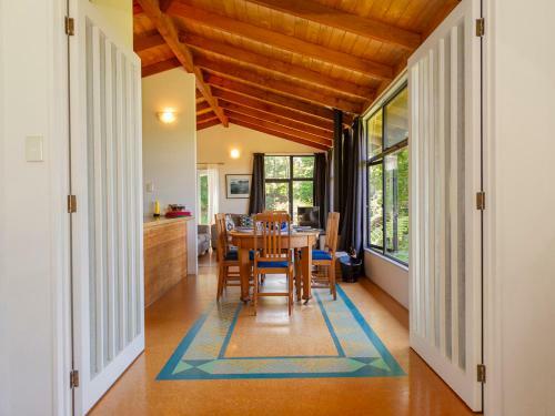 Hahei Hideaway - Hahei Holiday Home