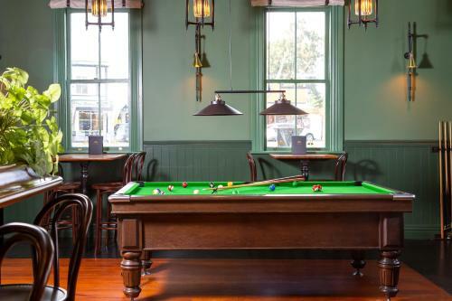 The Royal Hotel Featherston - Boutique Hotel