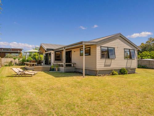 Bryley - Cooks Beach Holiday Home