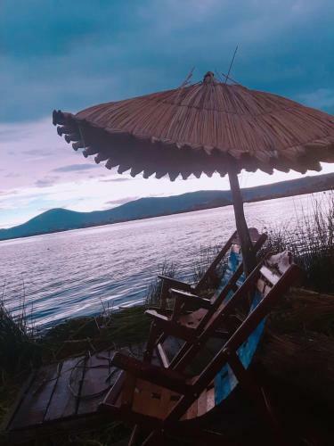 Agroturismo Uros Quechua`s Lodge Titicaca