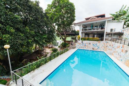 Hotel Reddoorz Plus @ Altaroca Antipolo