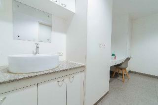 Hotel Reddoorz Plus @ Roxas Street Davao