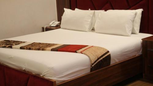 Hotel Comfort Inn (R)