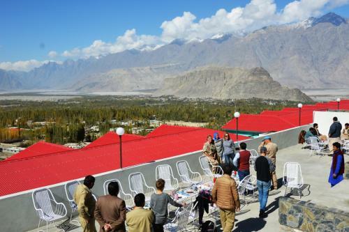 Hotel Mountain Lodge Skardu