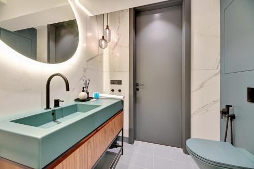 River Spa Apartments By Blue Mandarin