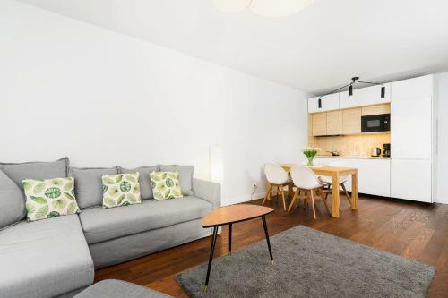 Apartments Cracow ?lusarska By Renters