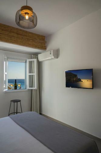 Perigiali Rooms & Apartments Folegandros