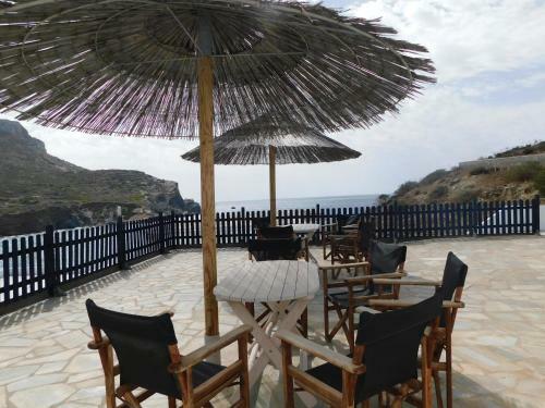 Bed & Breakfast ?ymanemi Folegandros
