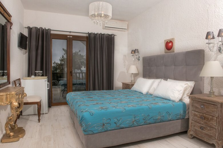 Leandros Hotel
