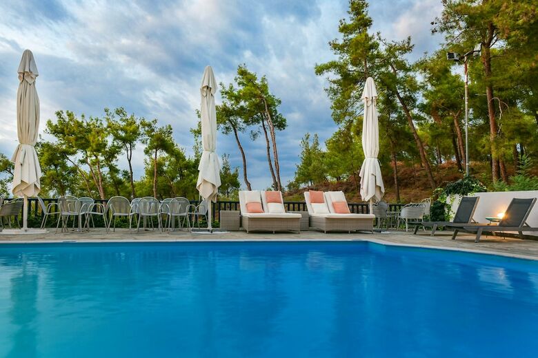 Leandros Hotel
