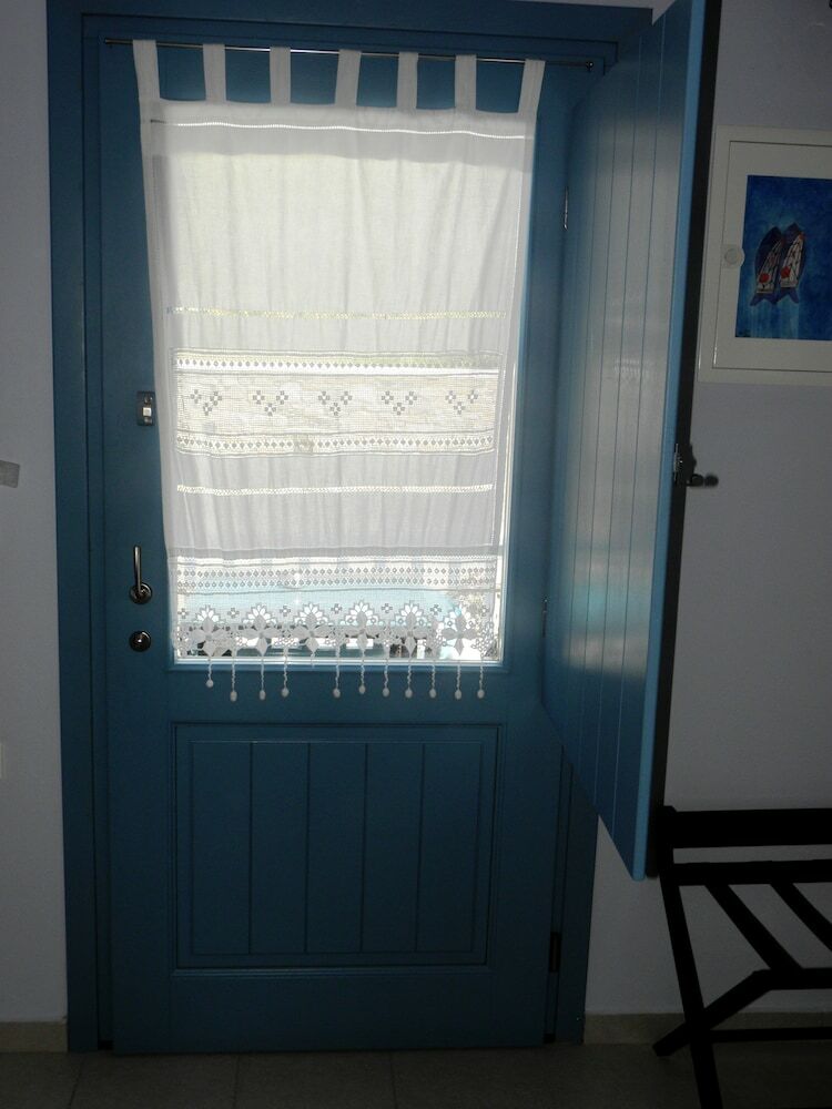 Blue Harmony Apartments